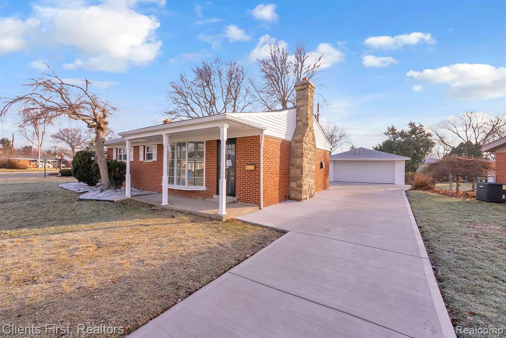 8680 Mercedes Street, Dearborn Heights, MI 48127 — Photo 3