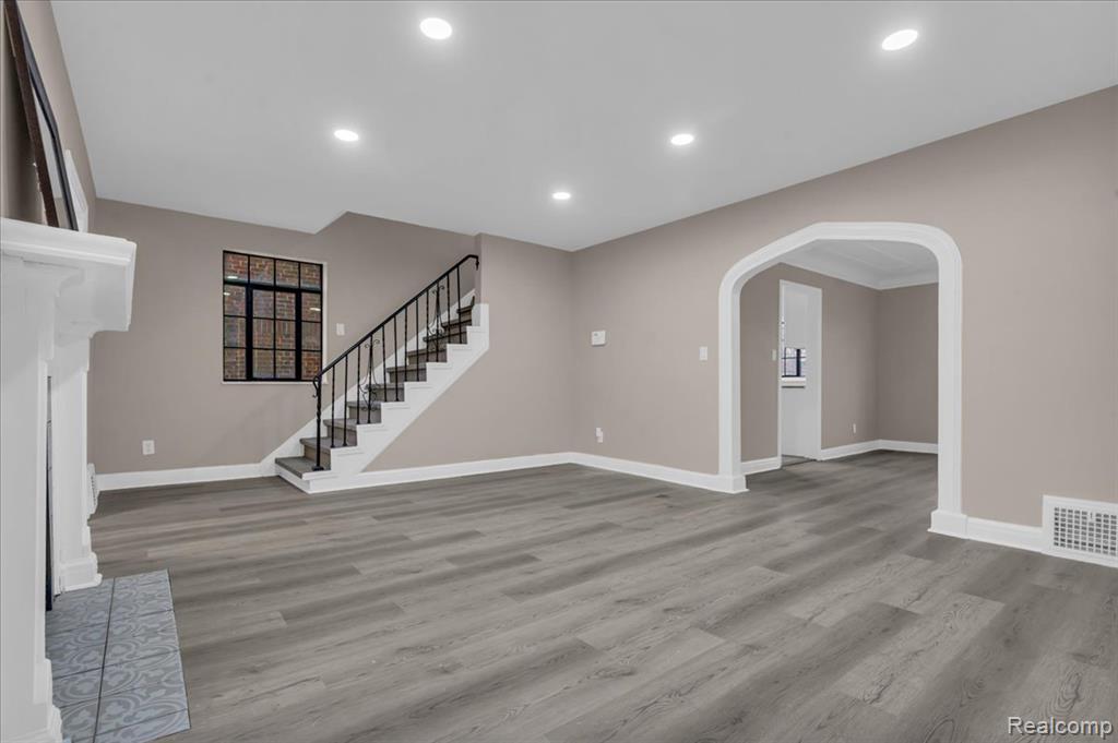16224 Washburn Street, Detroit, MI 48221 — Photo 6