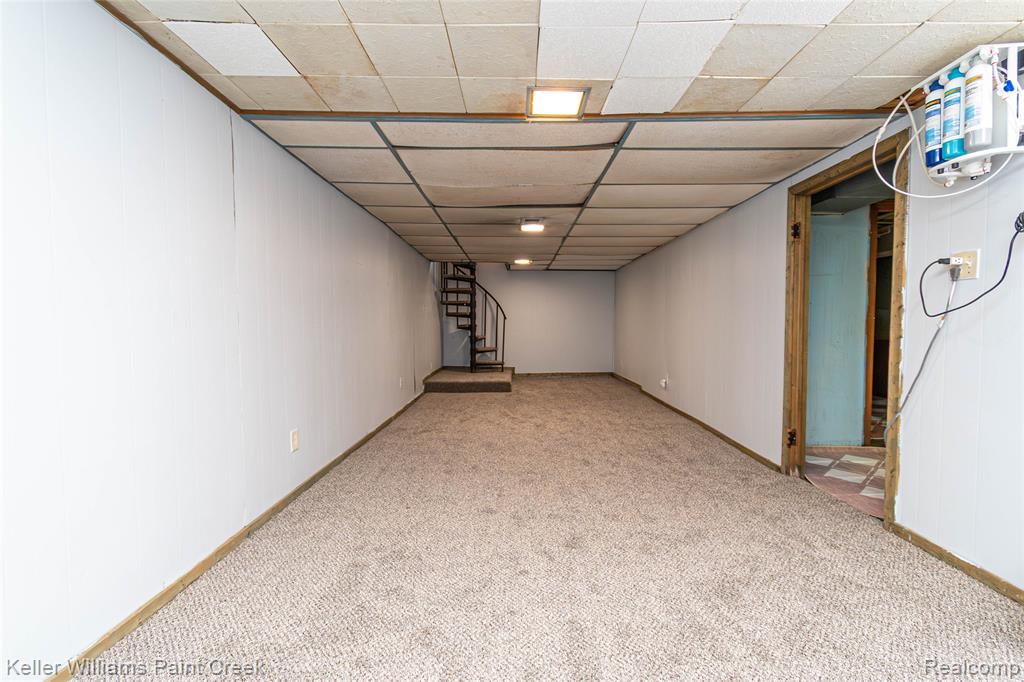 6903 Dandison Boulevard, West Bloomfield, MI 48324 — Photo 44