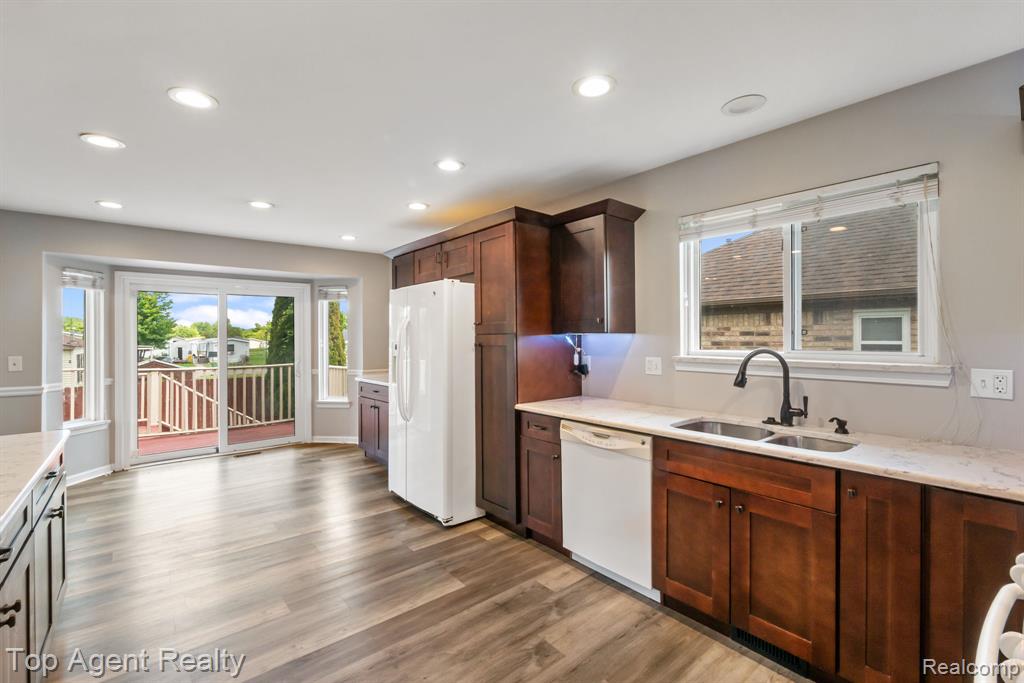 52806 Muirfield Drive, New Baltimore, MI — Photo 5