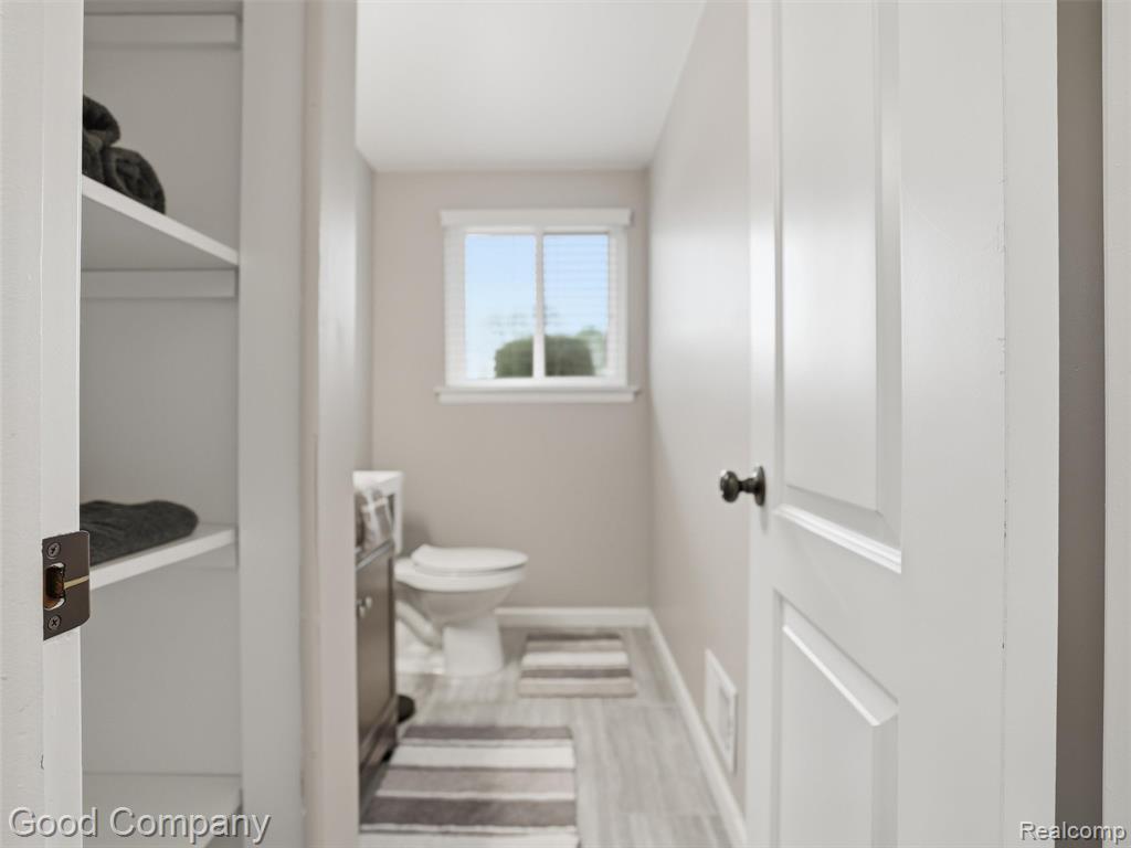 7371 Edinborough, West Bloomfield, MI — Photo 47