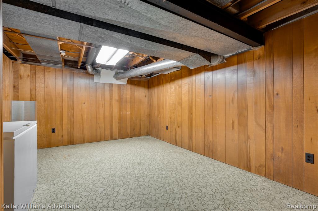 21183 E CHIGWIDDEN Street, Northville, MI 48167 — Photo 26
