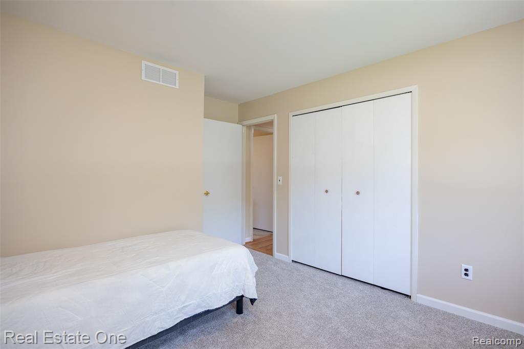 5150 Dayton Drive, Troy, MI 48085 — Photo 19