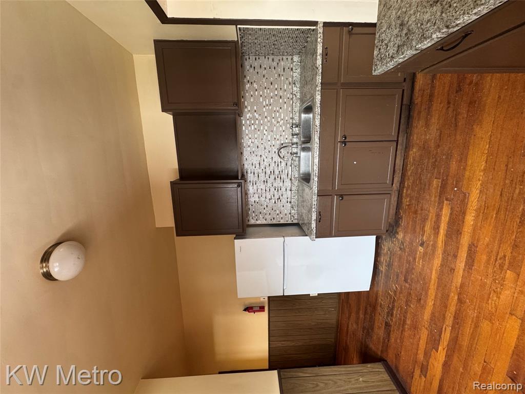 4696 Nottingham Road, Detroit, MI 48224 — Photo 7