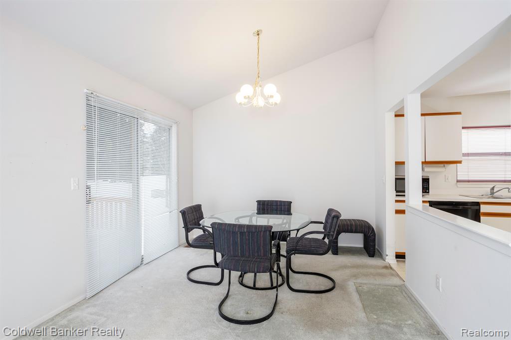 2110 Pleasant Drive, 46, Commerce Twp, MI 48390 — Photo 9