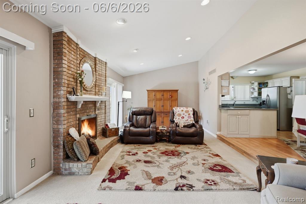 42321 Royal Lane, Clinton Twp, MI 48038 — Photo 7