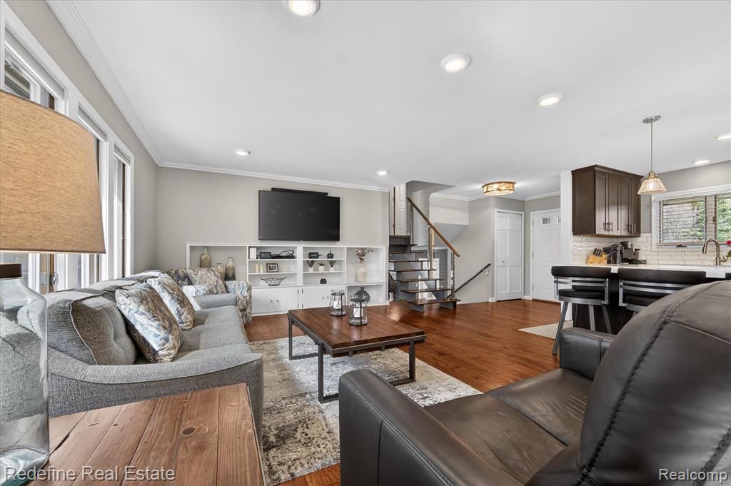47025 S Chigwidden Drive, Northville, MI 48167 — Photo 9