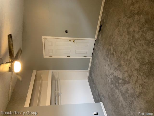 20196 McIntyre Street, Detroit, MI 48219 — Photo 12