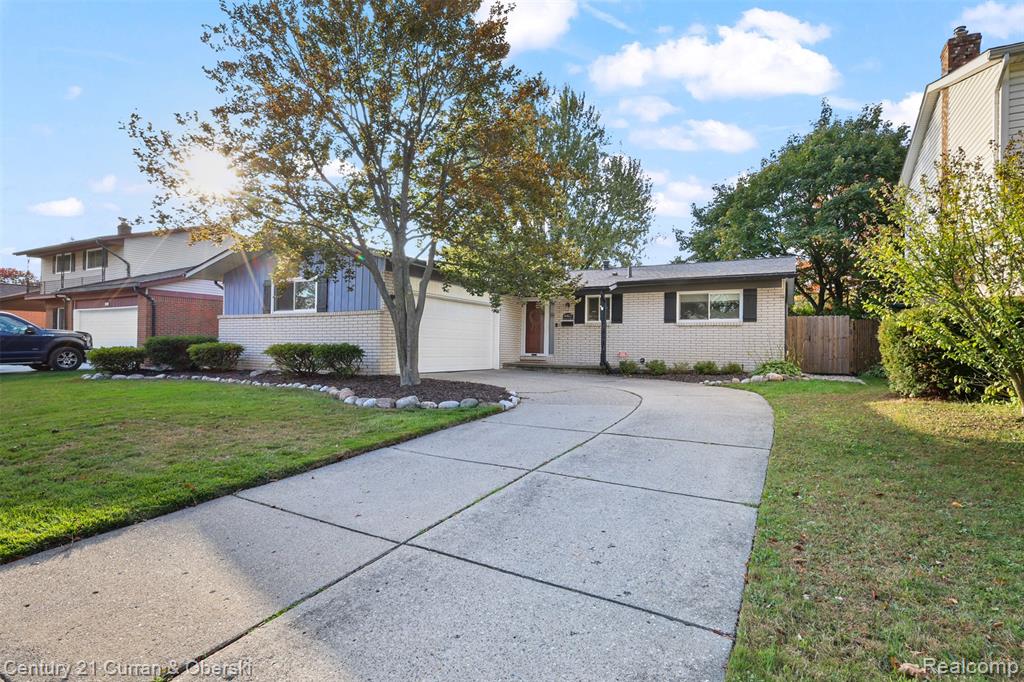 44127 Arlington Road, Canton, MI 48187 — front exterior