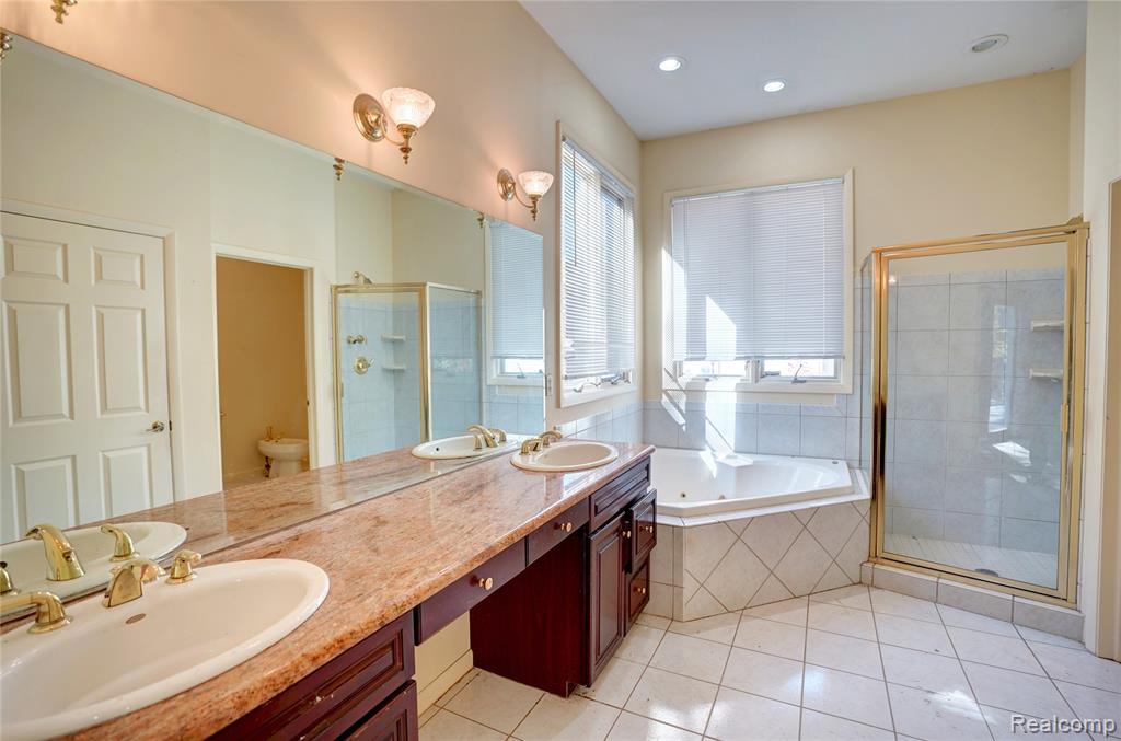 5166 Warwick Woods Trail, Grand Blanc, MI 48439 — Photo 16