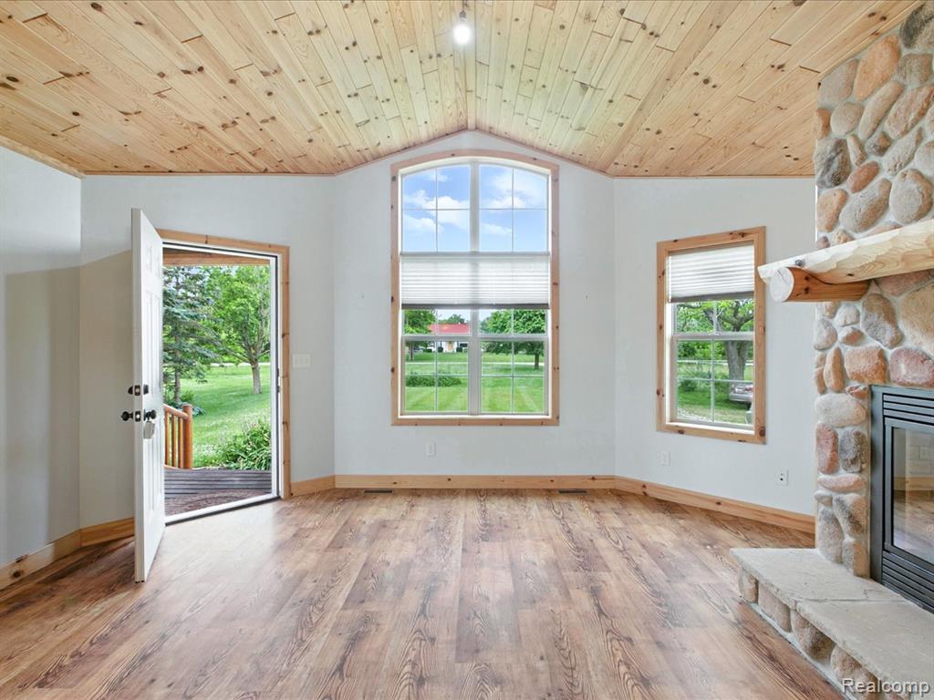 4300 Carrigan Road, Fort Gratiot, MI 48059 — Photo 11