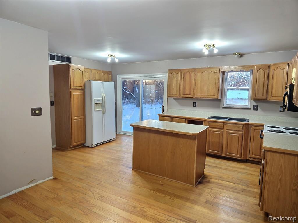 15122 Ripple Drive, Linden, MI 48451 — Photo 6