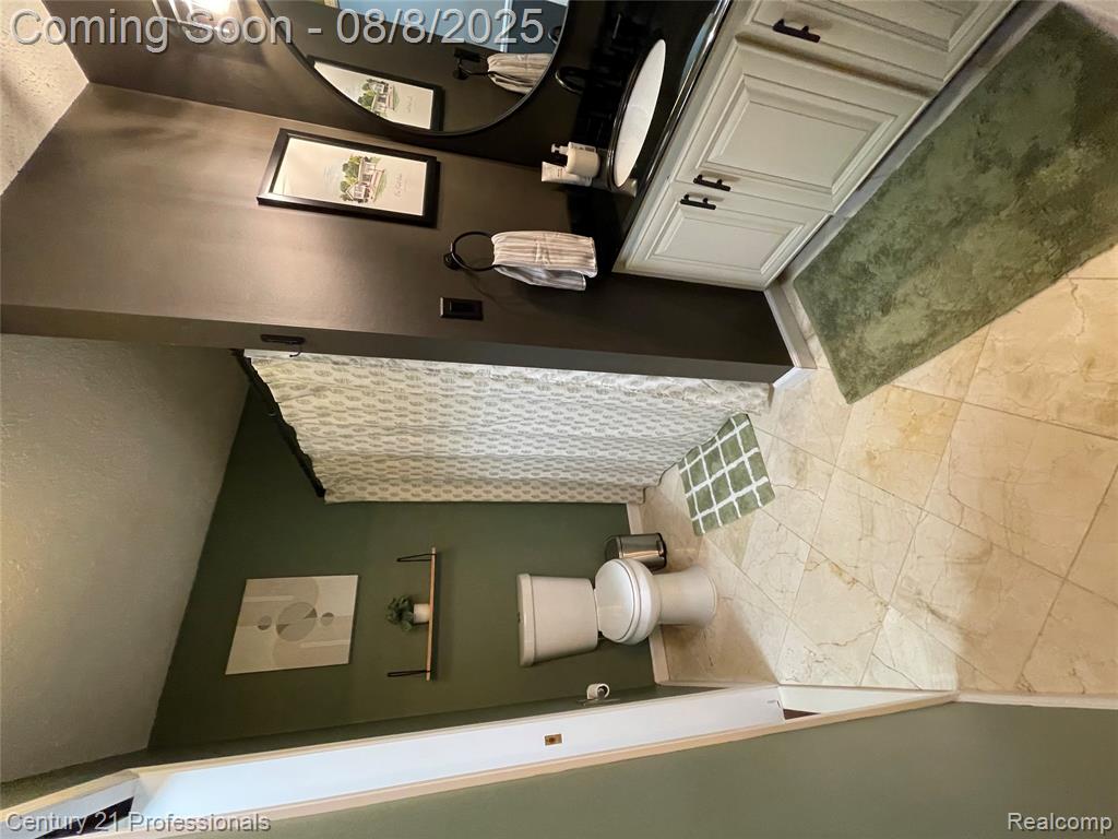 709 Hollybrook Drive, Midland, MI 48642 — Photo 12