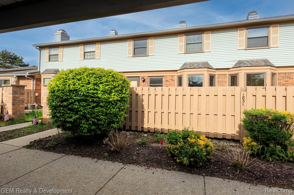 1831 N Arbor Way Drive, 16, Canton, MI 48188 — Photo 24