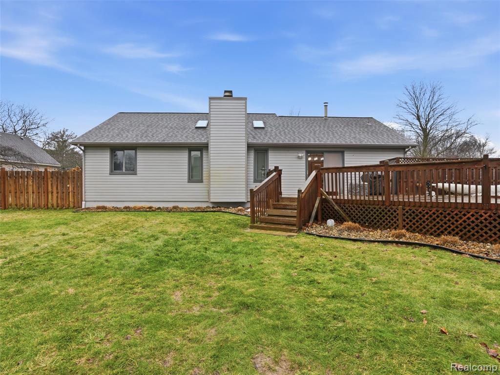 10754 Oxbow Lakeshore Drive, White Lake, MI — Photo 36