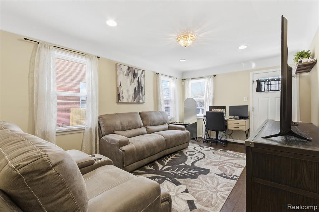 11160 Worden Street, Detroit, MI 48224 — Photo 2