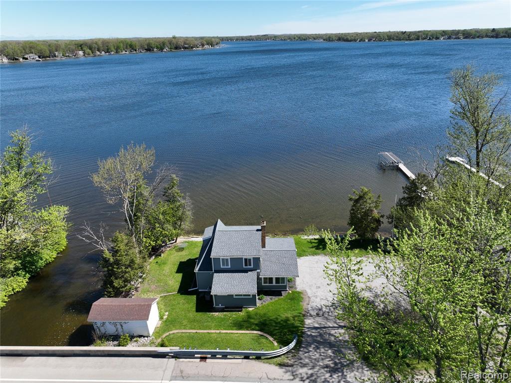 9388 DEXTER PINCKNEY, Pinckney, MI 48169 — Photo 33