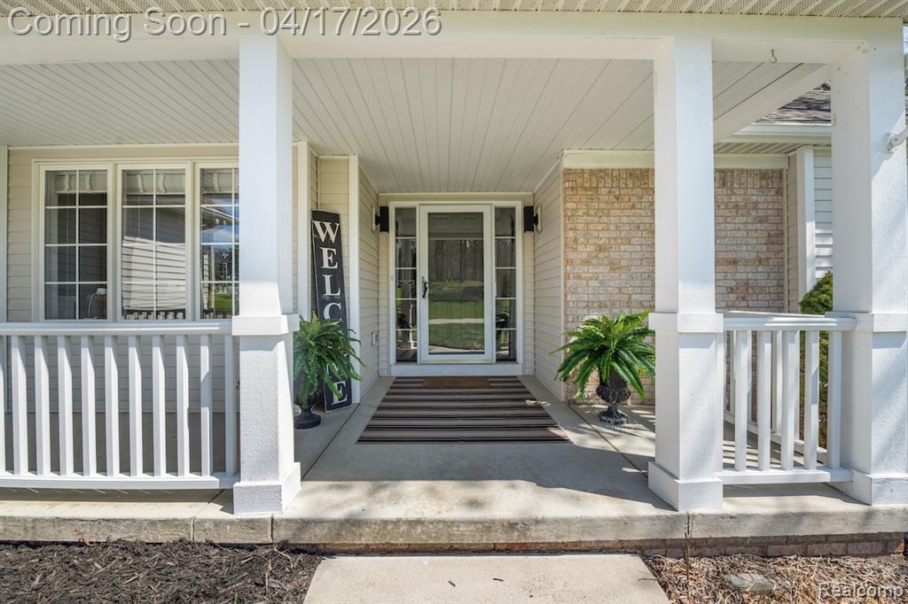 385 Tortoise Drive, Howell, MI 48843 — Photo 2