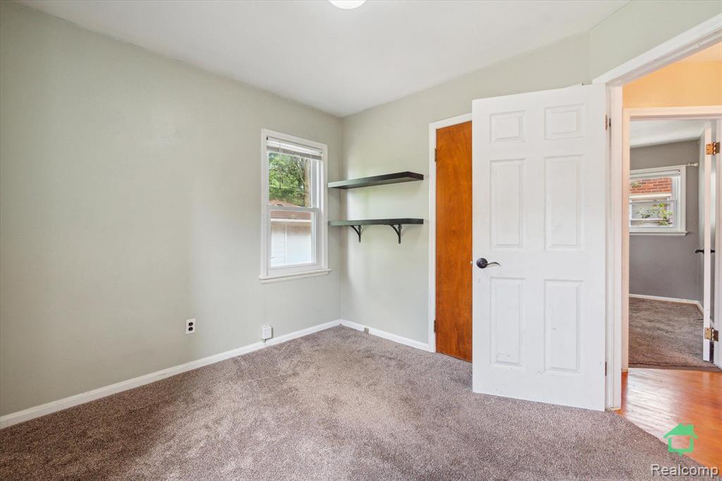 9628 Cavell Street, Livonia, MI 48150 — Photo 23