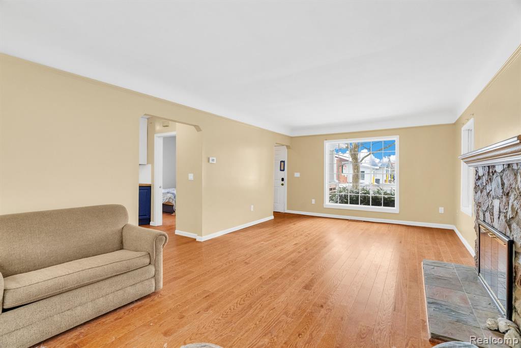 7271 Simons Street, Lexington, MI 48450 — Photo 5