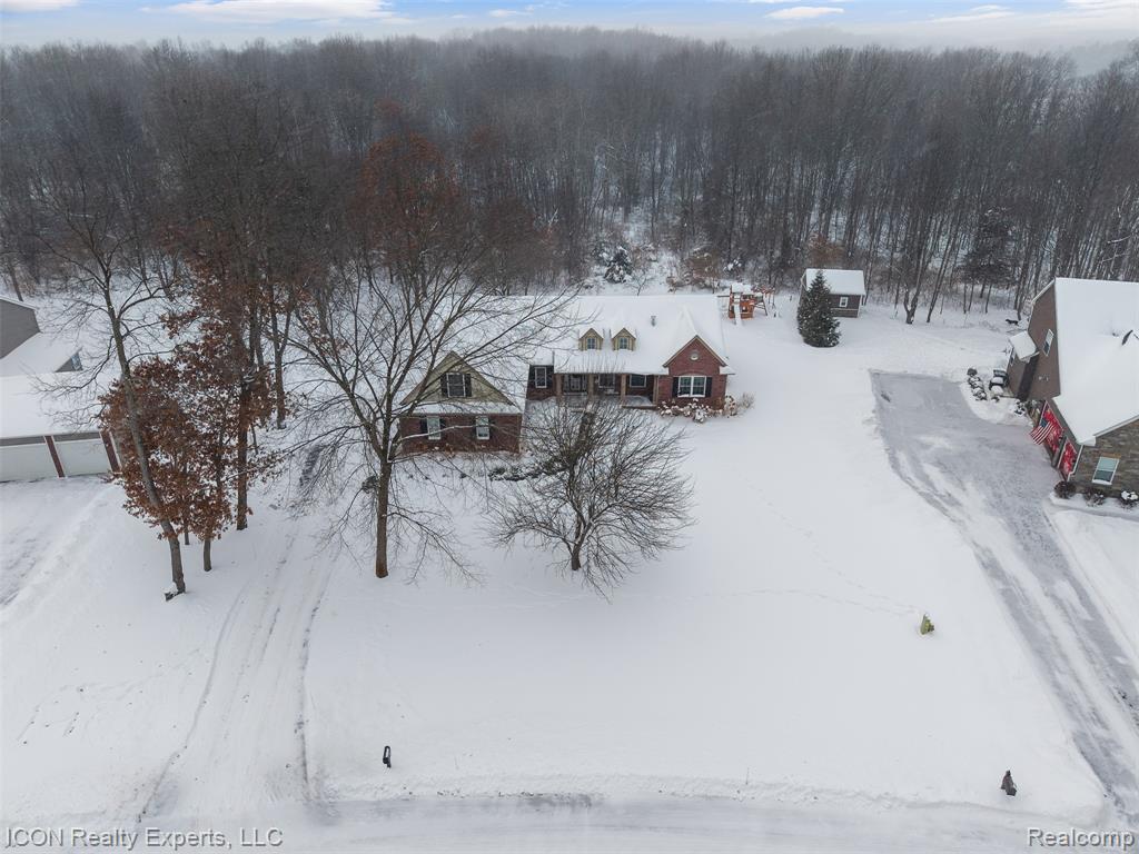 11185 Cassidy Trail, Davisburg, MI 48350 — Photo 46