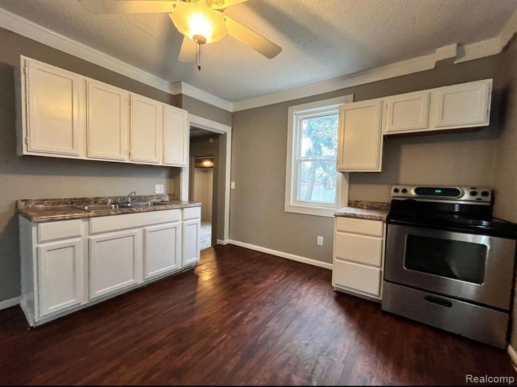 5644 Gertrude Street, Dearborn Heights, MI 48125 — Photo 7