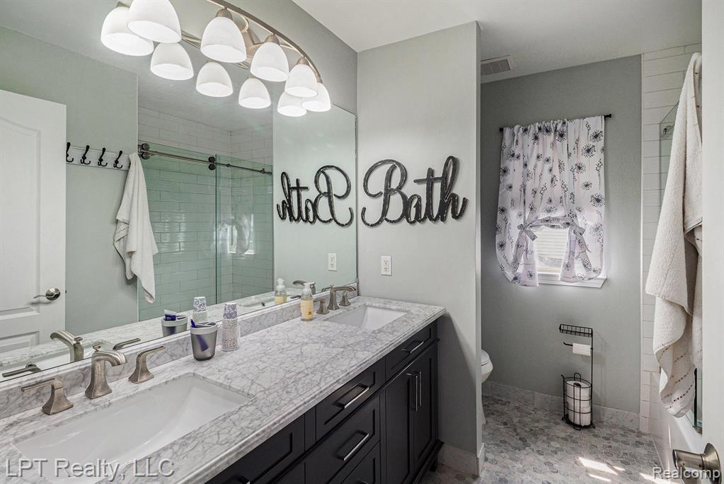 3172 Waldon Ridge Drive, Orion, MI — Photo 18