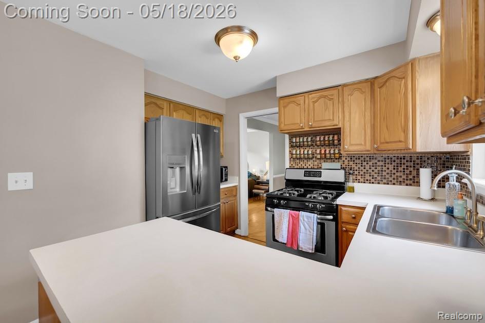 693 Langley Boulevard, Clawson, MI — Photo 15