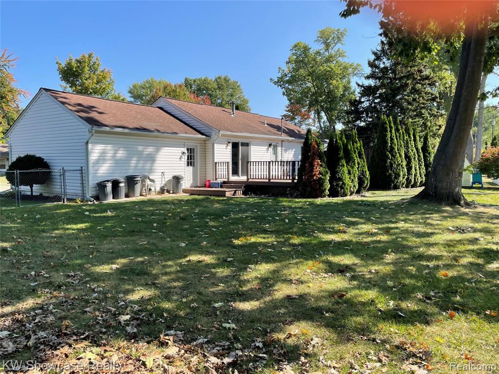 451 Gamma Road, Walled Lake, MI 48390 — Photo 2