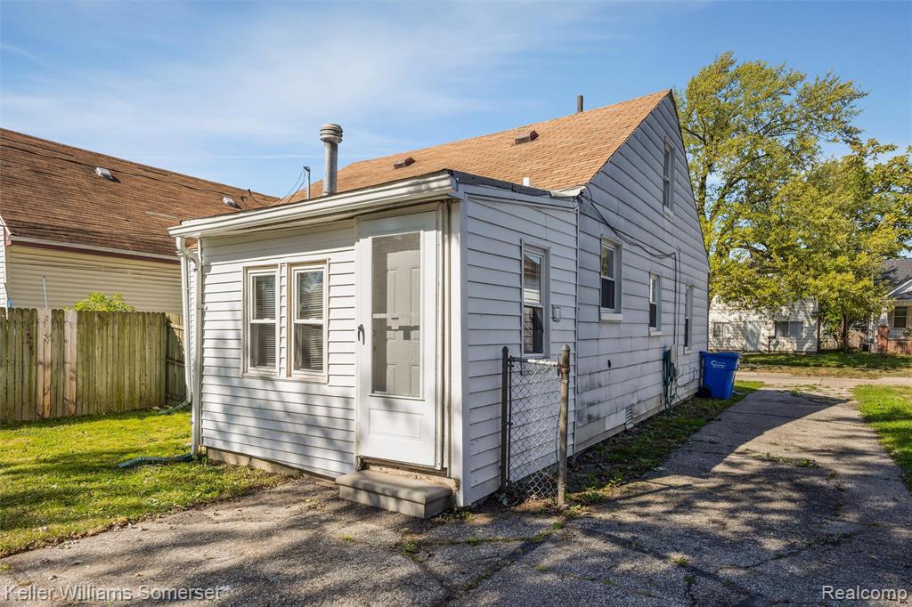 8082 Packard Avenue, Warren, MI 48089 — Photo 20