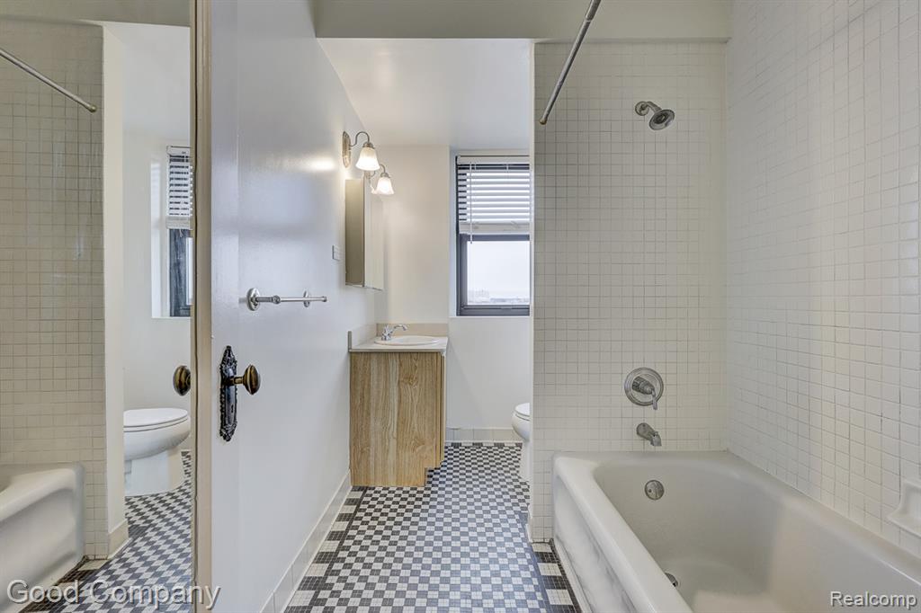 15 E Kirby Street, 601, Detroit, MI 48202 — Photo 19