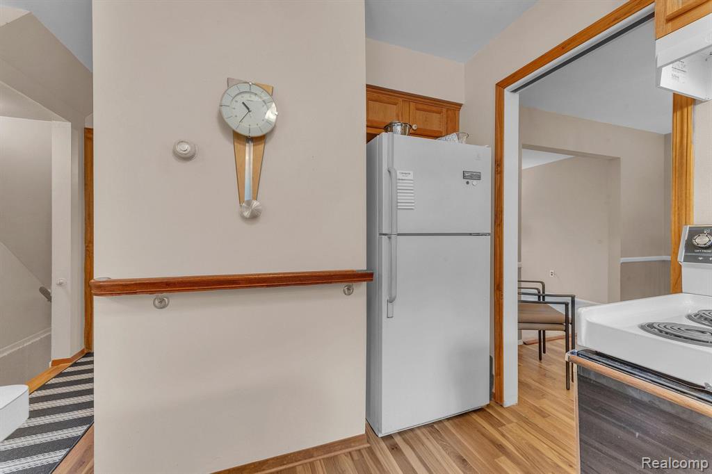 450 N Bywood Avenue, Clawson, MI — Photo 17