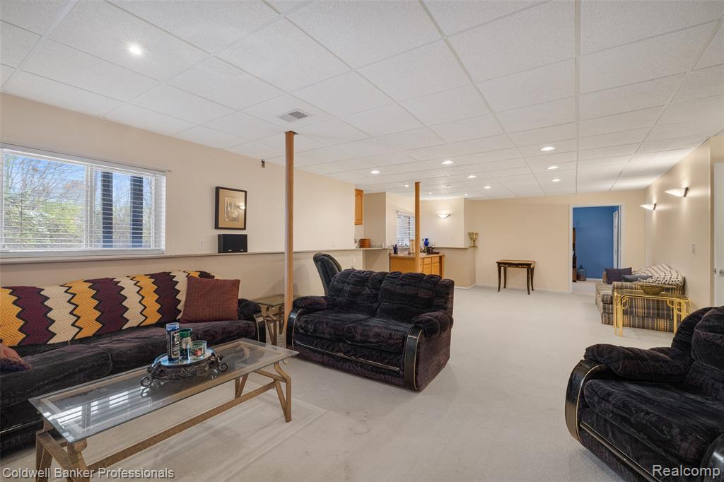 4881 Spring Meadow Drive, Clarkston, MI 48348 — Photo 34