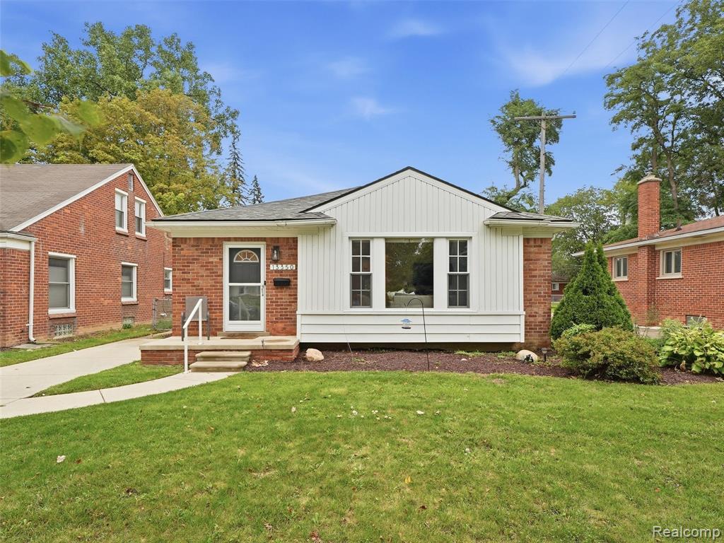 13350 Borgman Avenue, Huntington Woods, MI