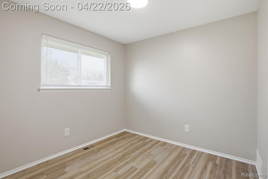 28521 Oakwood Street, Inkster, MI 48141 — Photo 11