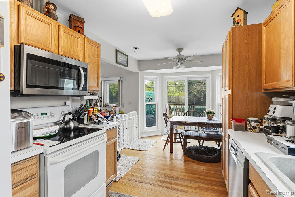 4713 Desert Bridge Court, Highland, MI 48356 — Photo 31