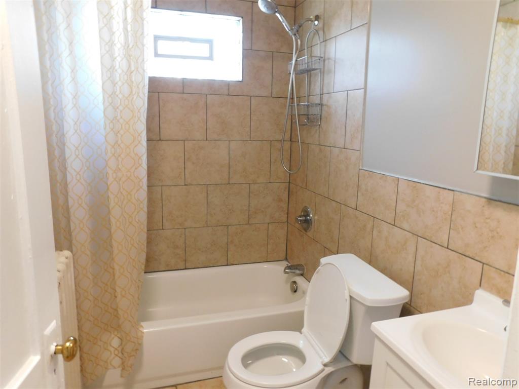 838 Howard Street, Port Huron, MI 48060 — Photo 6