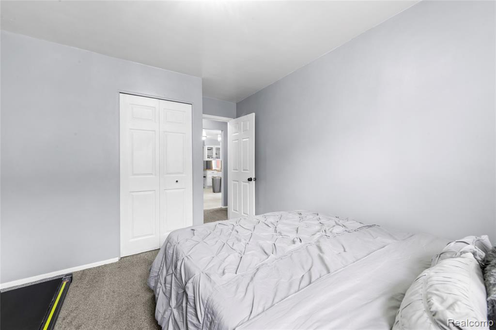 29410 Runey Drive, Warren, MI 48092 — Photo 9