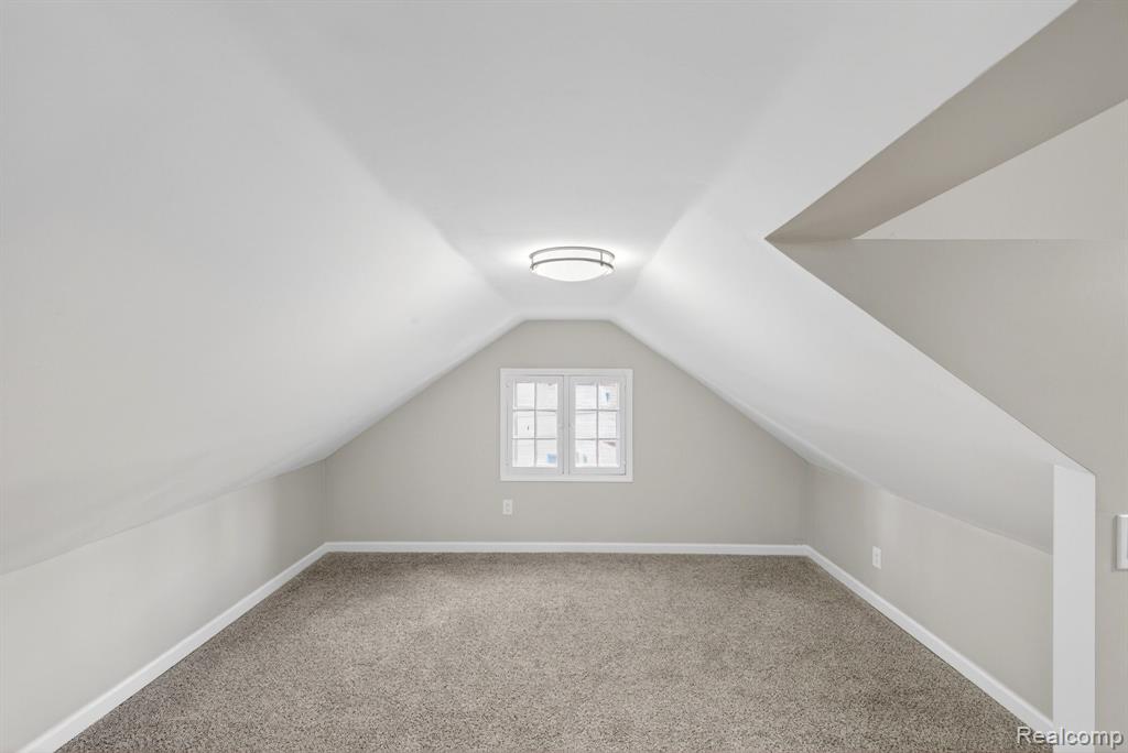 4047 Mitchell Drive, Flint, MI 48506 — Photo 21