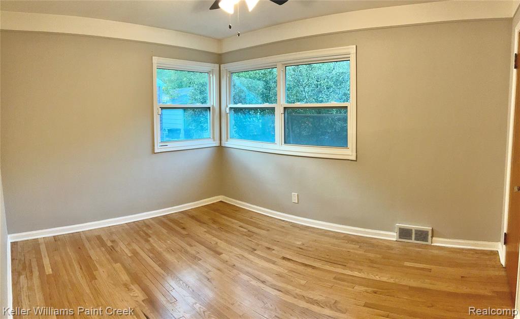 925 E Fourteen Mile Road, Clawson, MI — Photo 14