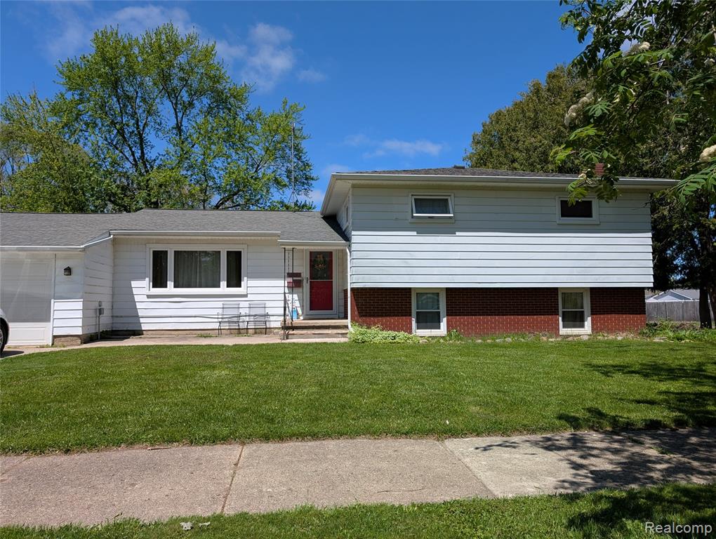 219 W Butler Street, Bad Axe, MI 48413 — front exterior