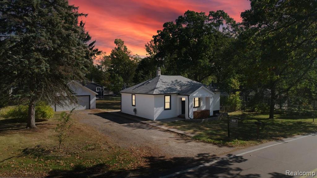 1588 Ladd Road, Wolverine Lake, MI 48390 — Photo 5