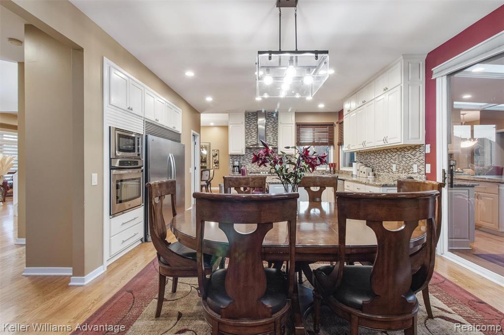 4656 Stoneview, West Bloomfield, MI — Photo 24