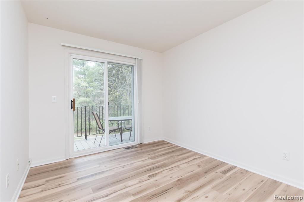 1933 LINDSAY Lane, Ann Arbor, MI 48104 — Photo 17