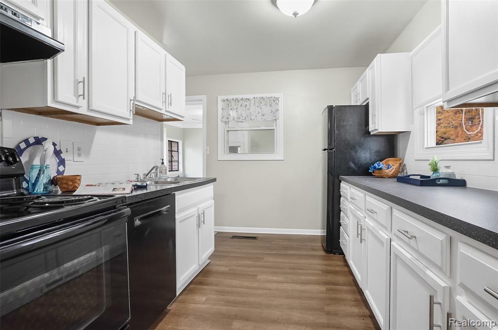 704 W Brooks Street, Howell, MI 48843 — Photo 20