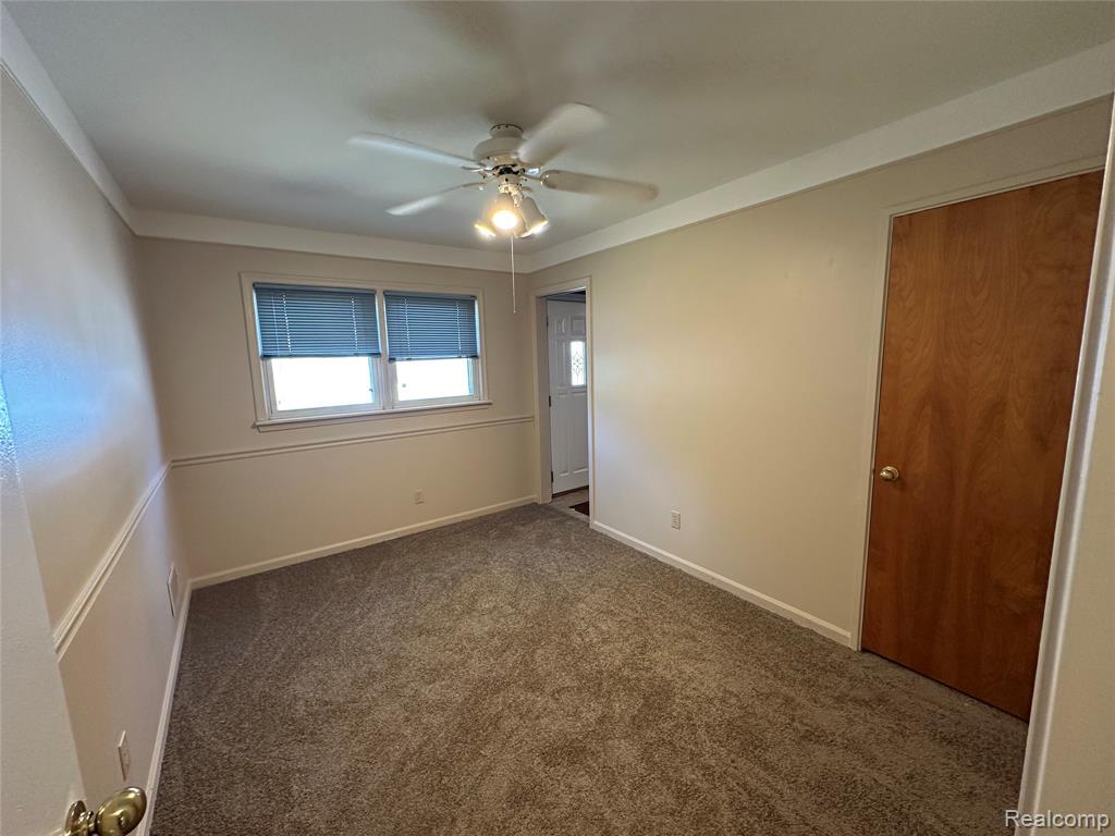 8981 Leverne, Redford, MI 48239 — Photo 8