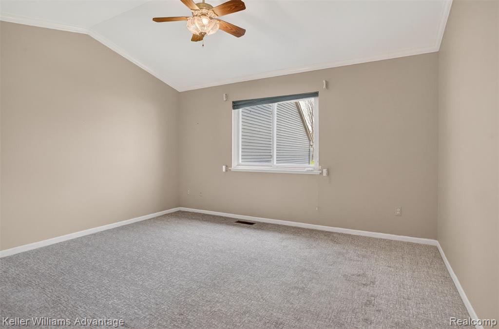 761 Knollwood Circle, South Lyon, MI 48178 — Photo 10
