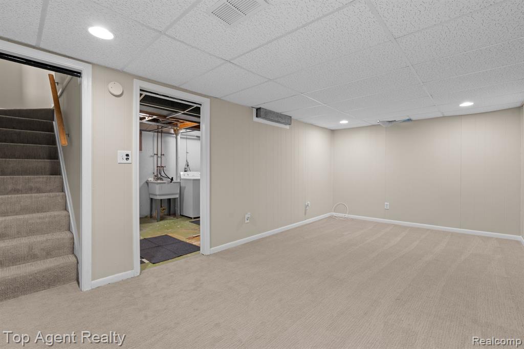 5095 Crooks Road, 1, Royal Oak, MI 48073 — Photo 17