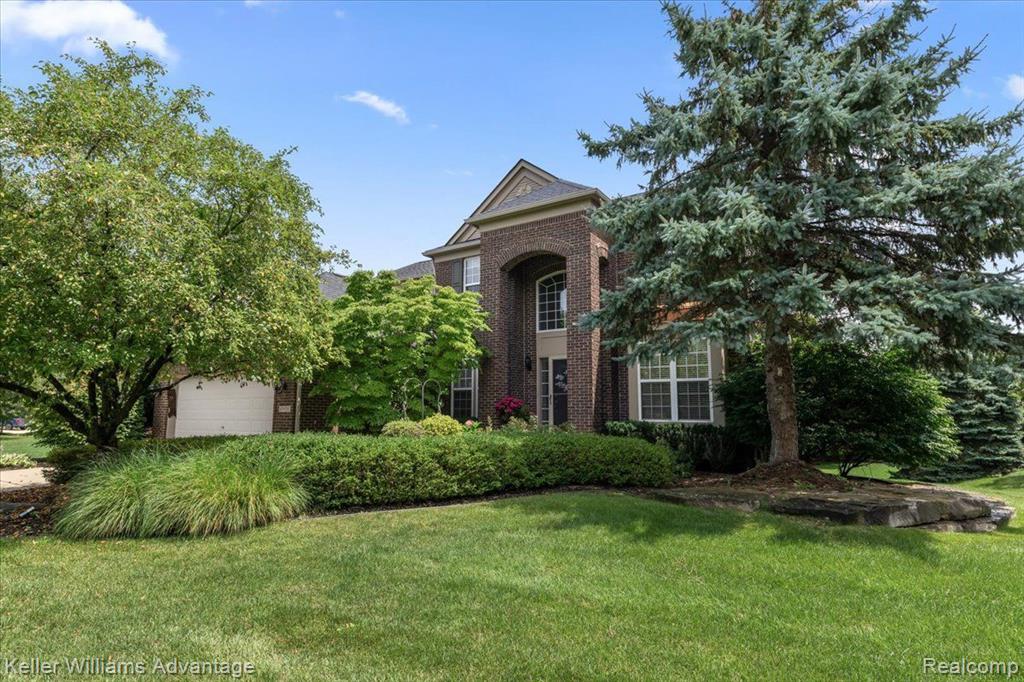 49053 RUNNING TROUT Lane, Northville, MI 48168 — front exterior