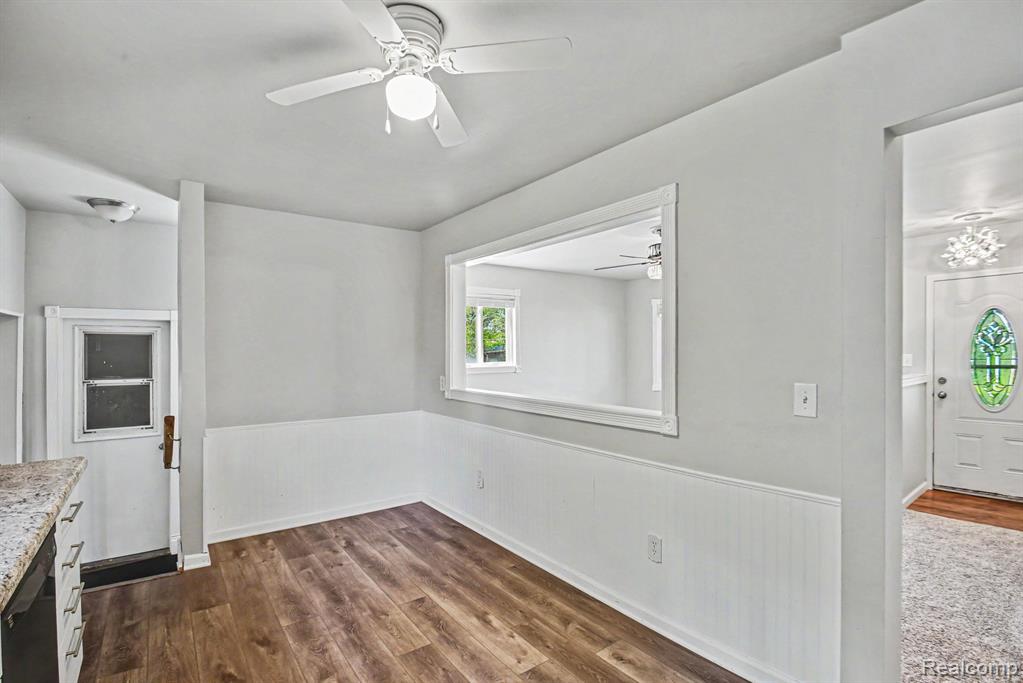 611 S Main Street, Davison, MI 48423 — Photo 9